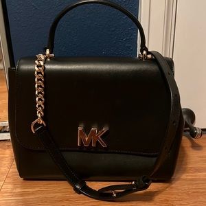 Black Turnlock Michael Kors crossbody
